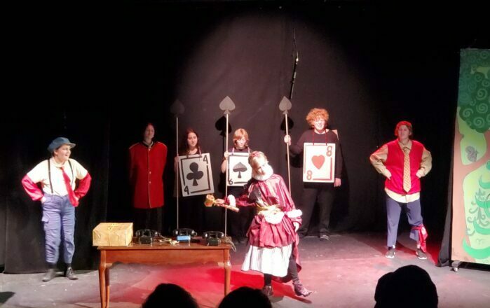 Alice in Pantoland pic1